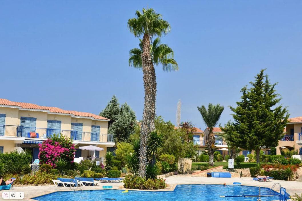 Complex of townhouses near the sea