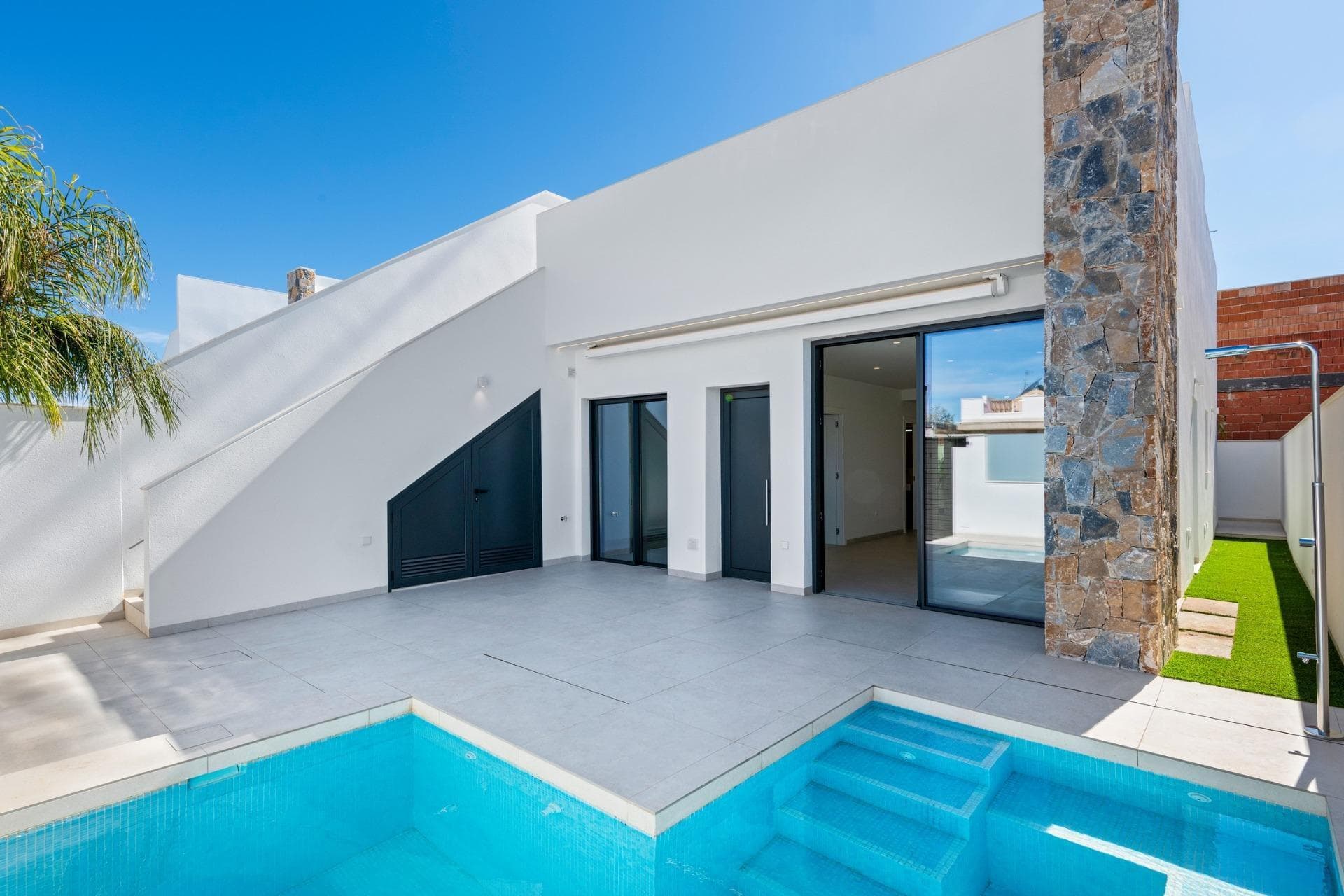 New residential complex of villas with swimming pools in San Javier, Murcia
