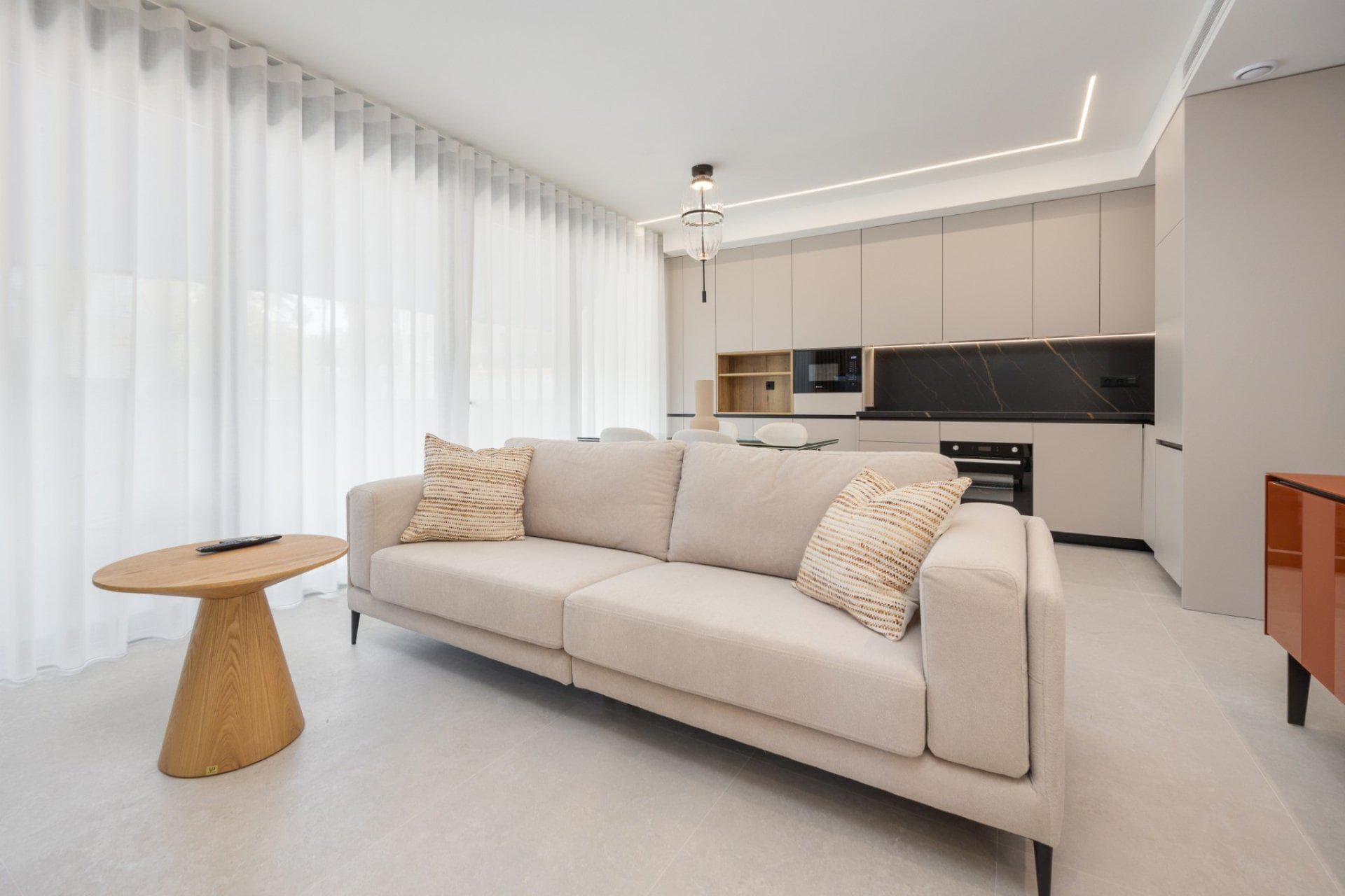 New complex with amenities in Guardamar del Segura, Alicante