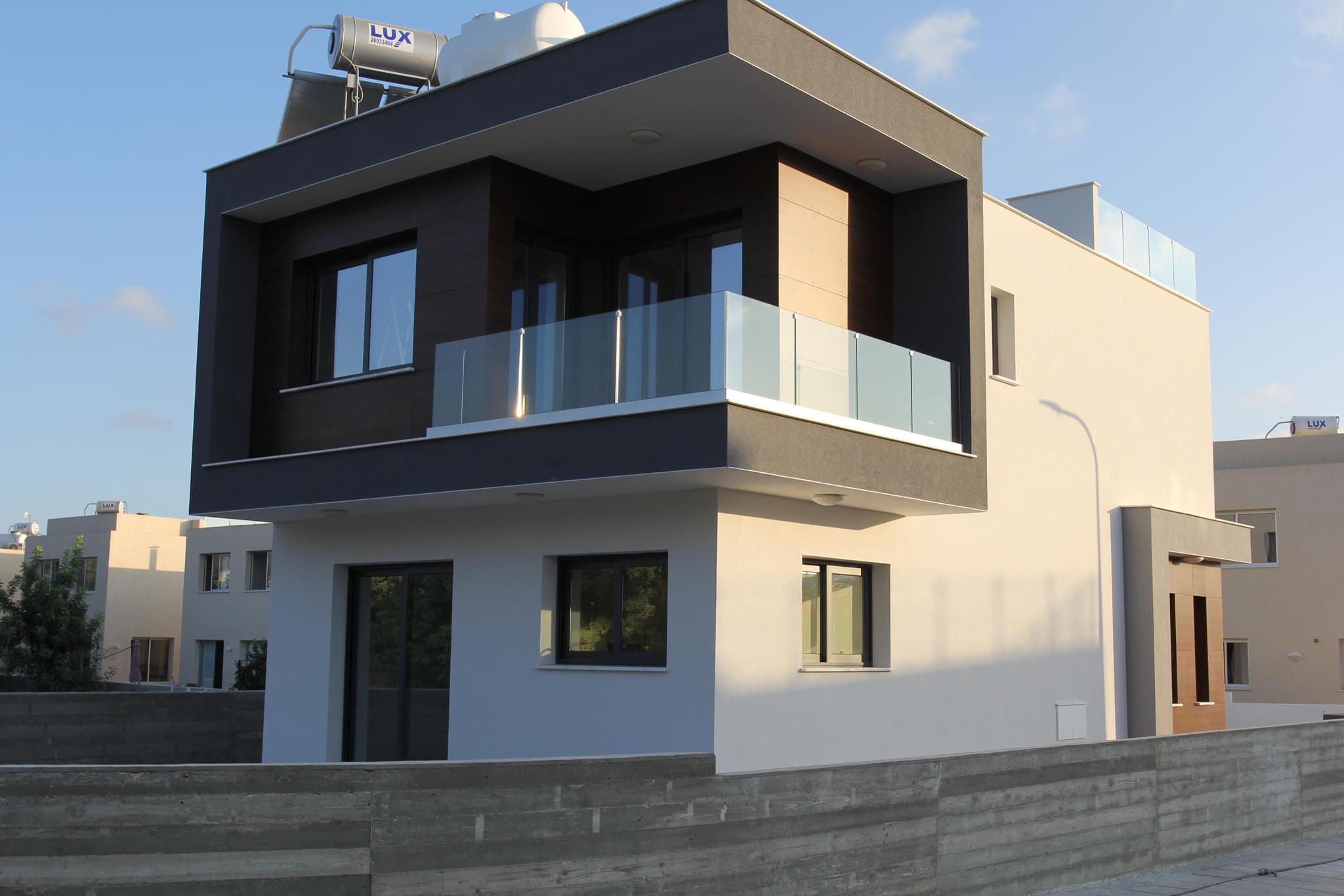 Complex of villas and townhouses with a panoramic view