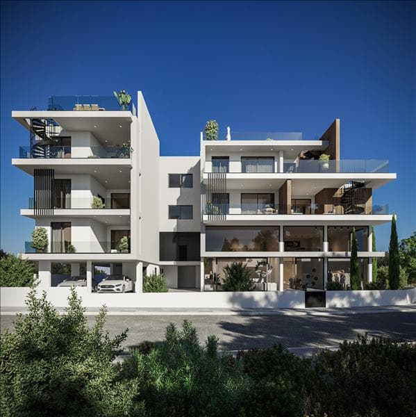 New residence with a swimming pool and a gym close to the beach