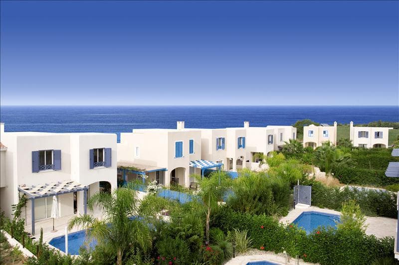 Furnished villa in a quiet area, near the sea