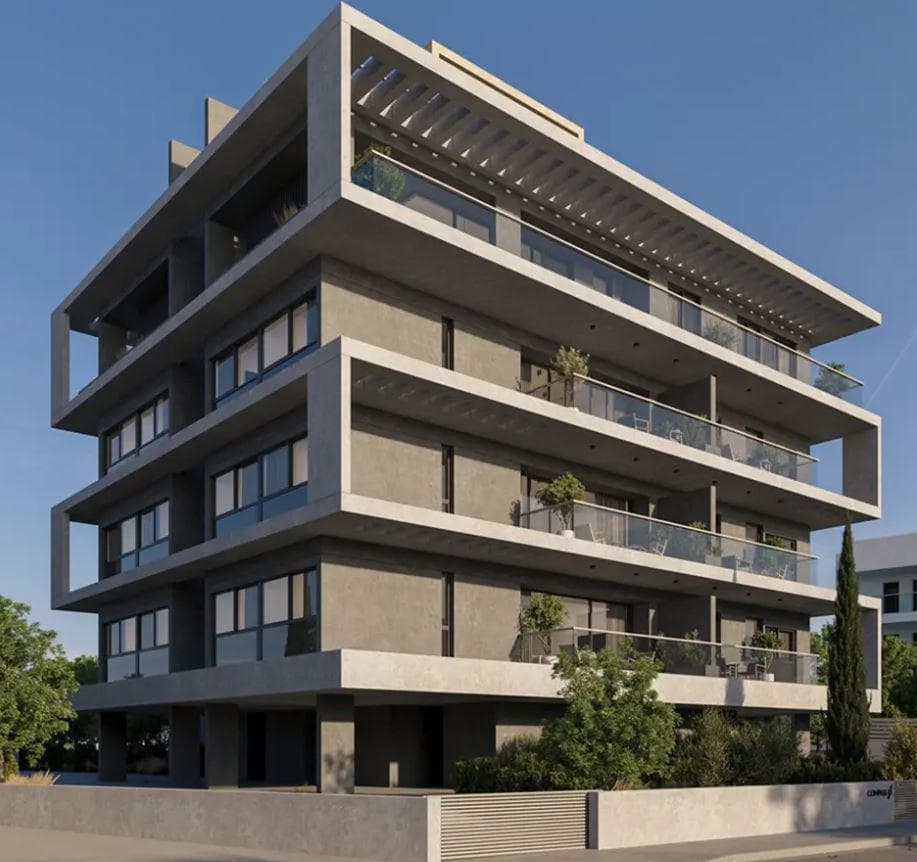 New residence with a swimming pool close to the beach